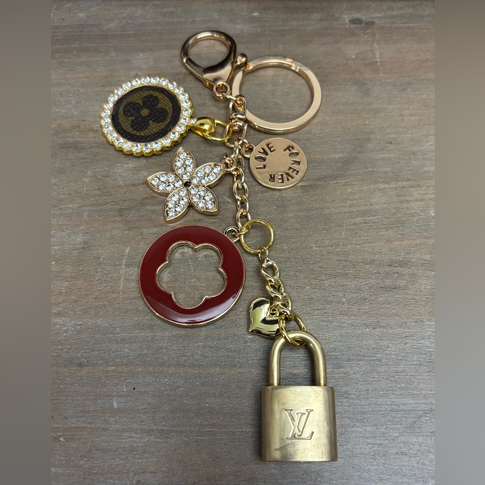 Authentic LV
Monogram Keychain, Bag
Charm, LV Lock, 6.5 inches, Upcycled - Picture 2 of 5